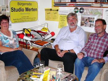 Zu Gast im Radio Studio Merten (v.l.): Marita Lang, Dr. Peter Tourné und Otto Ganser