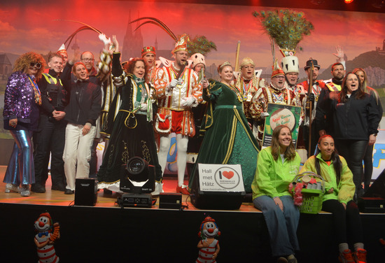 Werben gemeinsam für Jugendschutz an jecken Tagen Werben gemeinsam für Jugendschutz an jecken Tagen