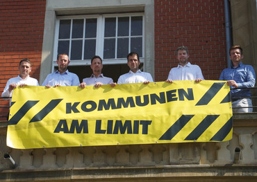 Auch die linksrheinischen Kommunen nutzen den deutschlandweiten Aktionstag "Kommunen am Limit", um vor dem drohenden Finanzkollaps zu warnen