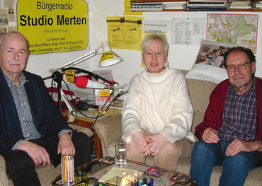 Zu Gast im Studio (v.l.): Carl Jakob Bachem, Claudia Knöfel und Otto Ganser. Foto: Studio Merten