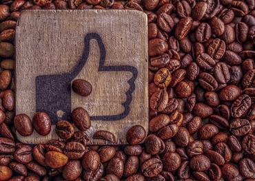 Daumen hoch für fair gehandelte Produkte