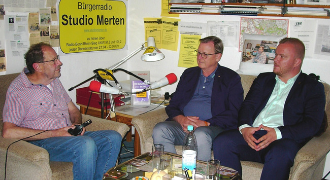 Foto v. l.: Otto Ganser, Bodo Ramelow und Dominik Pinsdorf
