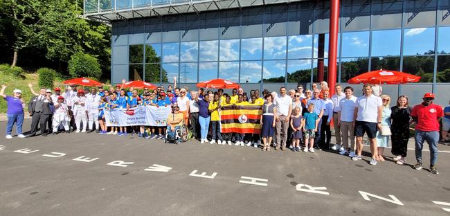 Um die Teilnehmenden der Special Olympics gemeinsam und gebührend zu den World Games nach Berlin zu verabschieden, richtete der Rhein-Sieg-Kreis ein großes Sportfest in der Sportschule Hennef aus. Foto: Rhein-Sieg-Kreis
