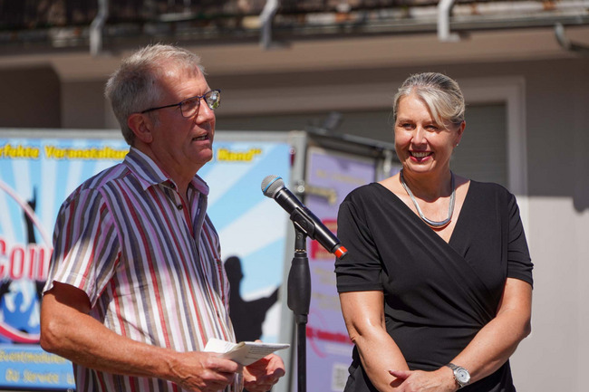 Bürgermeister Christoph Becker und Ehrenamtskoordinatorin Sabine Hübel lobten das ehrenamtliche Engagement in Bornheim