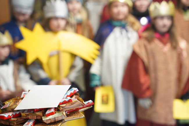 Neben einer Spende gab es Süßigkeiten als Wegzehrung Neben einer Spende gab es Süßigkeiten als Wegzehrung