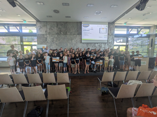 Grund zum Feiern: Alle Schulen holten Gold