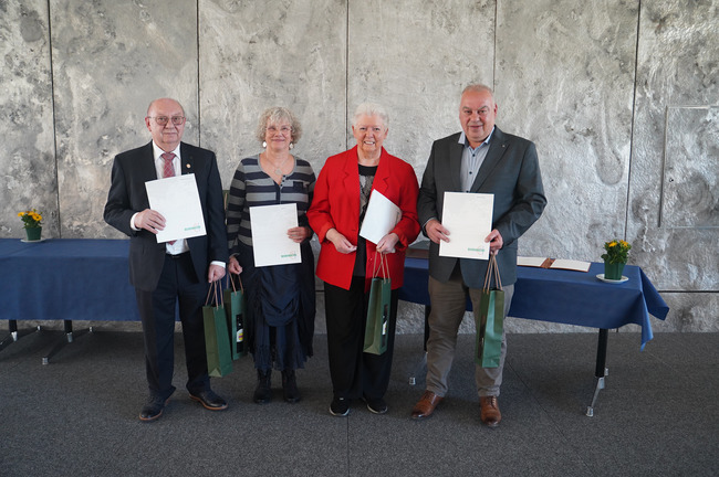 Träger*innen der goldenen Ehrennadel der Stadt Bornheim