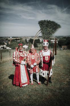 Kardorf: Prinz Jürgen I. (Kesseler), Bauer Heinz (Linnartz) und Jungfrau Berta (Herbert Vendel)