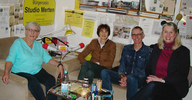 Zu Gast im Studio (v.l.): Marie-Therese van den Bergh, Isabelle Lütz, Hans-Dieter Günther und Sabine Hübel. Foto: Studio Merten