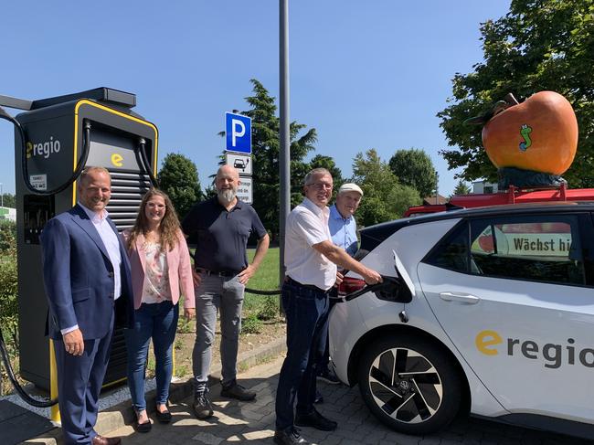 Einweihung e-regio Schnelllader Bornheim-Merten
