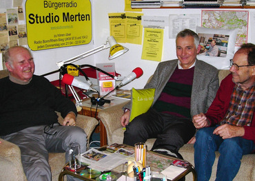 Heinrich Schröder (links) und Eckhart Altemüller (Mitte) im Gespräch mit Otto Ganser. Foto: Studio Merten