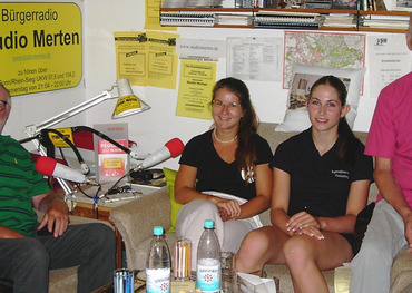 Zu Gast im Radio (v.l.): Gottfried Düx, Michelle Müller, Anna-Luisa Bochem und Willi Wilden