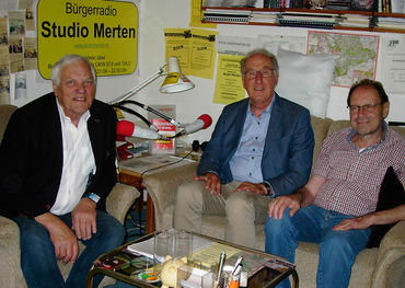 Zu Gast im Radio (von links): Peter Ibbeken, Gerhard-Josef Brühl und Moderator Otto Ganser