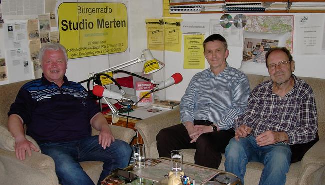 Reden über 31 Jahre Radio Studio Merten (v.l.): Dietmar Ballner, Heribert Keßler und Otto Ganser 