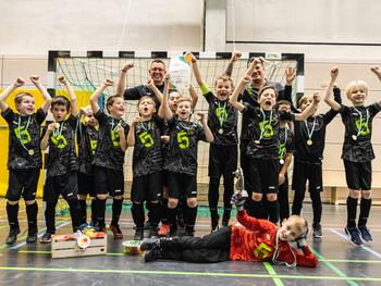 FC Salia Sechtem triumphiert bei den Hallenfußball-Stadtmeisterschaften