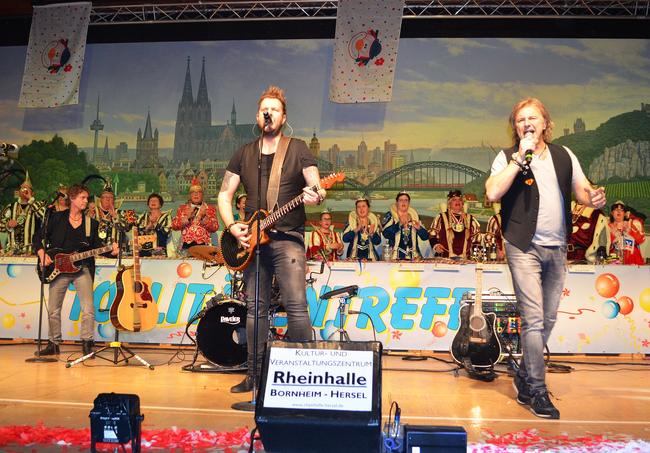 Gewusst wie: Die "Paveier" bringen die Halle zum Toben.