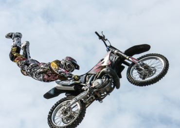 Stunt auf dem Motorrad