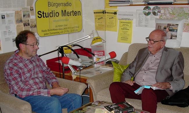 Im Gespräch: Otto Ganser und Dr. Heribert Schwan. Foto: Studio Merten