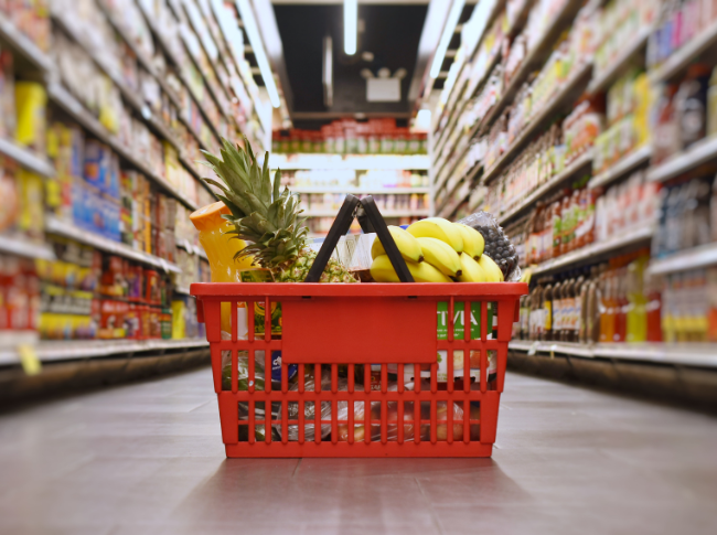 Die Stadt Bornheim will in Widdig eine Einkaufsmöglichkeit schaffen Einkaufen im Supermarkt